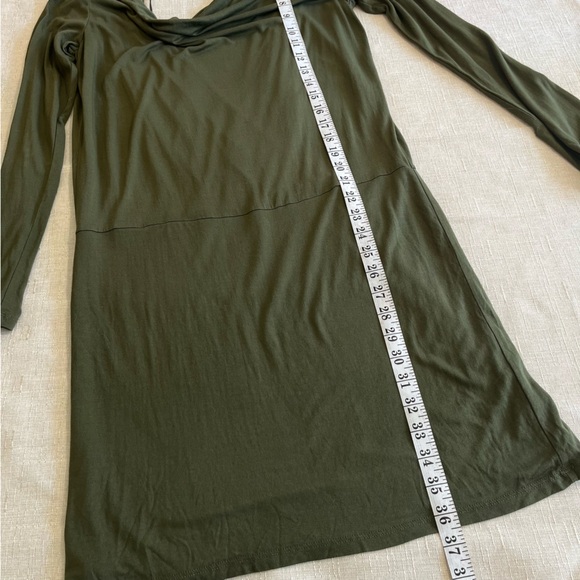 Haute Hippie Green Faux Wrap / Open Back Long Sleeve Stretch Dress - Picture 13 of 16